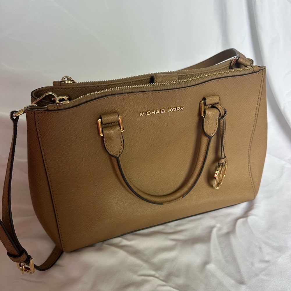 Michael Kors Tan Leather Handbag